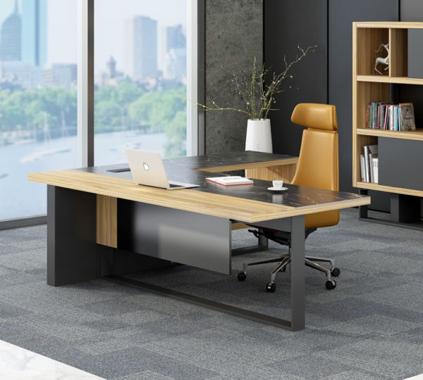 Office Desks - Image 2